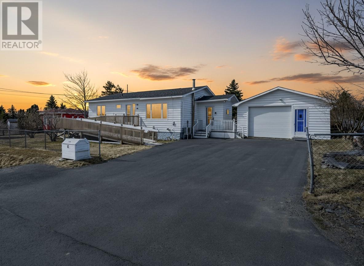 12-14 Barnes Road, Bay Roberts, Newfoundland & Labrador  A0A 1G0 - Photo 2 - 1296683