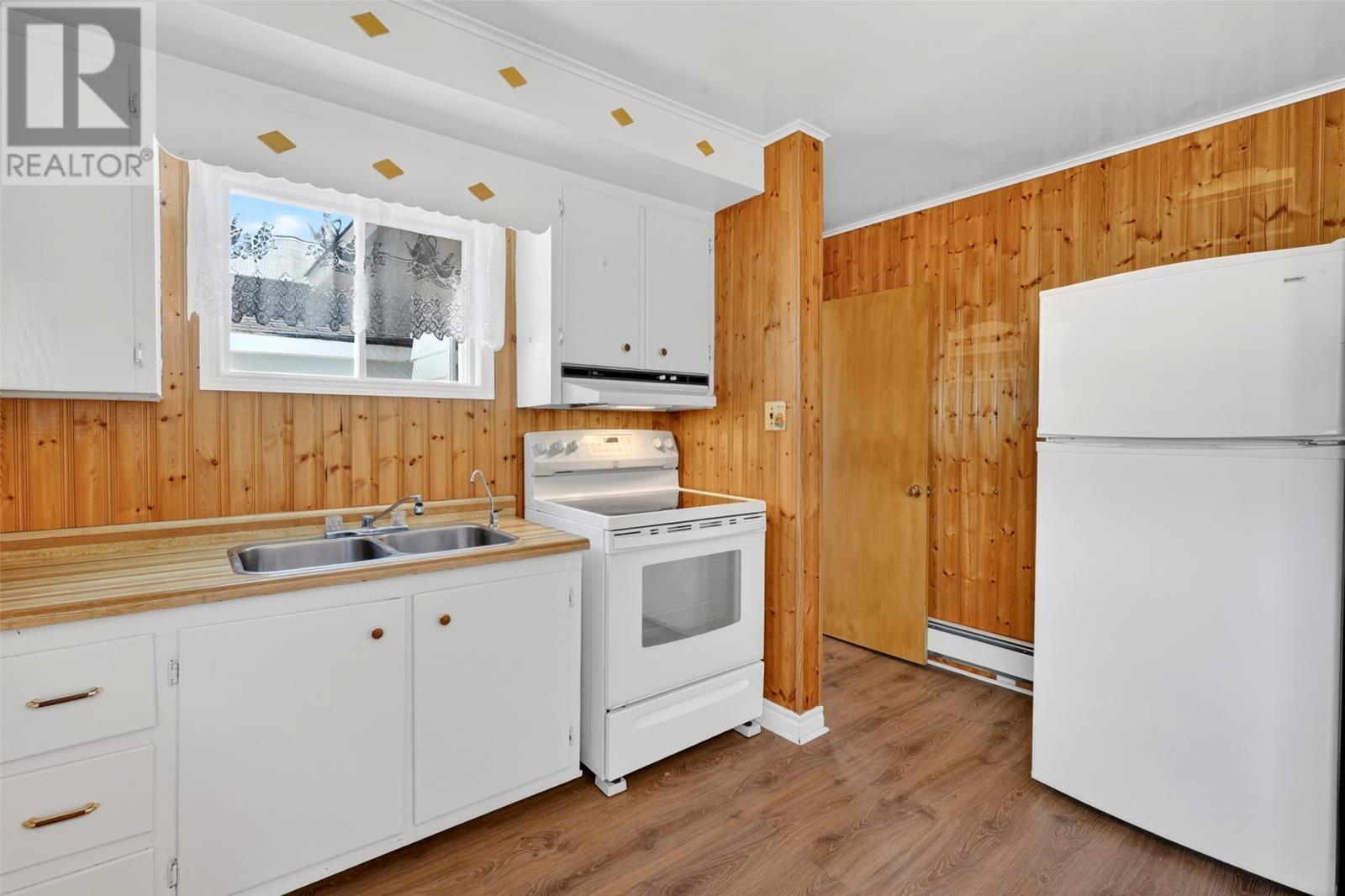 12-14 Barnes Road, Bay Roberts, Newfoundland & Labrador  A0A 1G0 - Photo 21 - 1296683