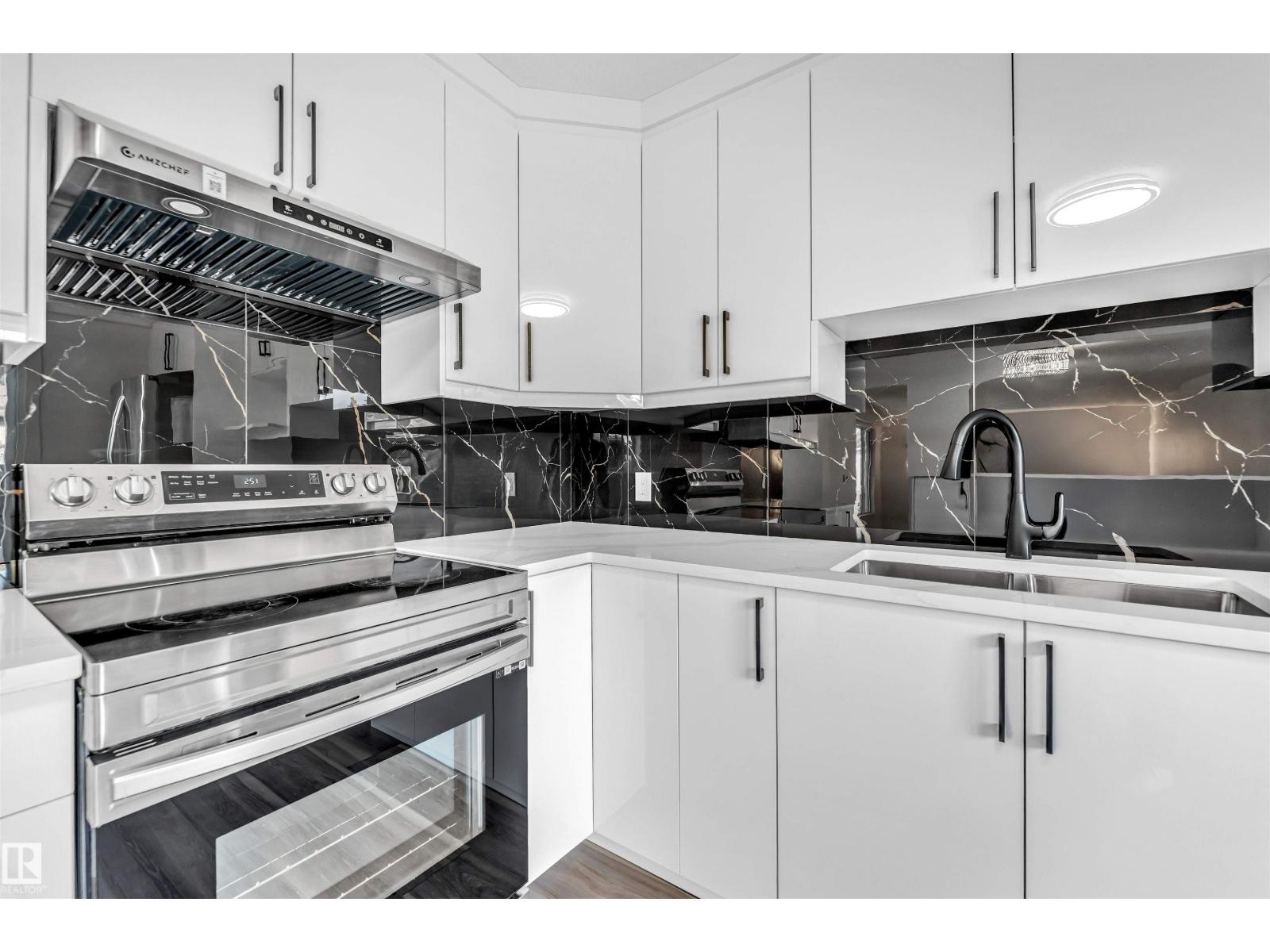 3508 84 St Nw, Edmonton, Alberta  T6K 0H3 - Photo 7 - E4484497