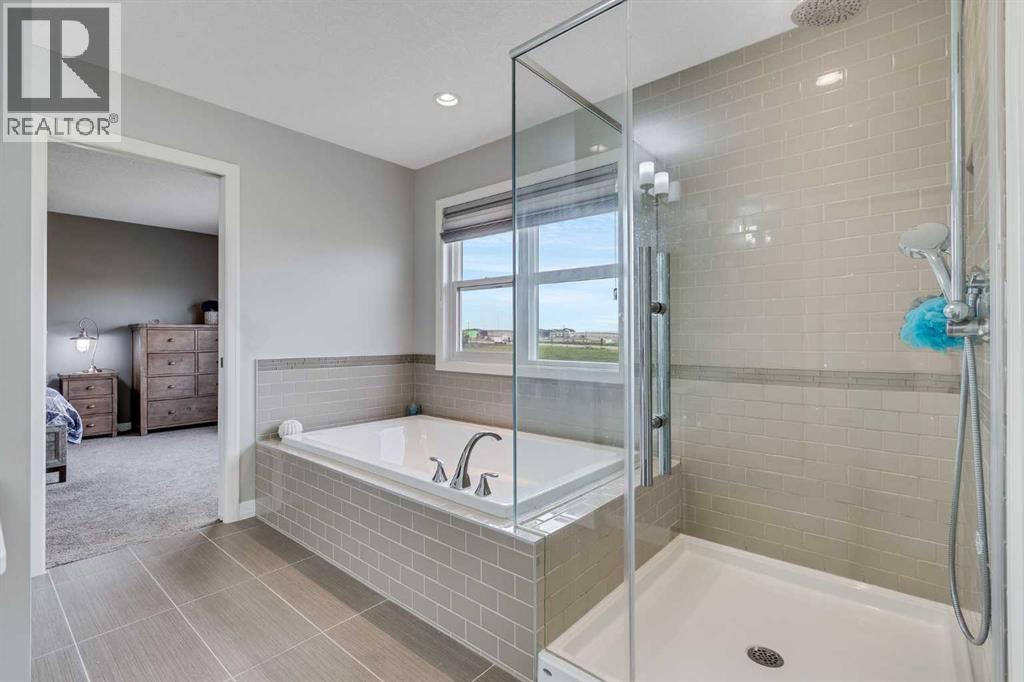 55 Sage Bluff Green NW, Calgary, Alberta  T2R 0X8 - Photo 21 - A2293713
