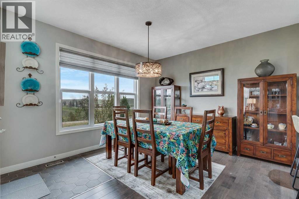 55 Sage Bluff Green NW, Calgary, Alberta  T2R 0X8 - Photo 9 - A2293713