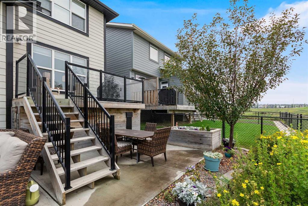 55 Sage Bluff Green NW, Calgary, Alberta  T2R 0X8 - Photo 45 - A2293713