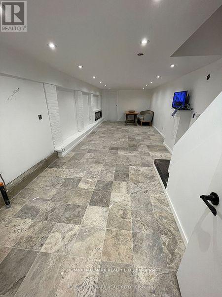 173 Queen Street E, Toronto, Ontario  M5A 1S2 - Photo 10 - C13053978