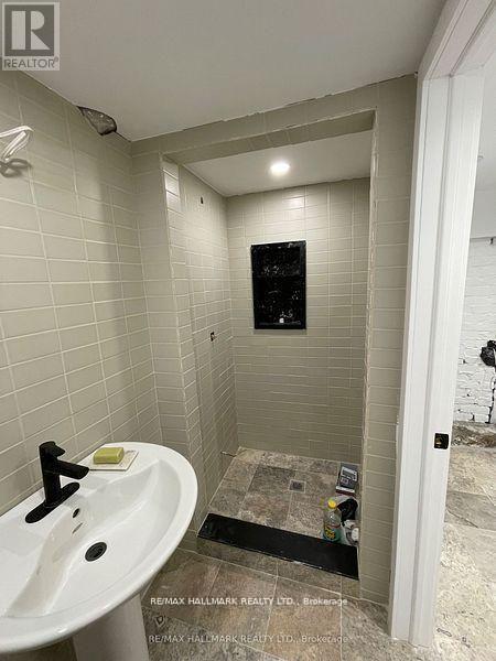 173 Queen Street E, Toronto, Ontario  M5A 1S2 - Photo 12 - C13053978