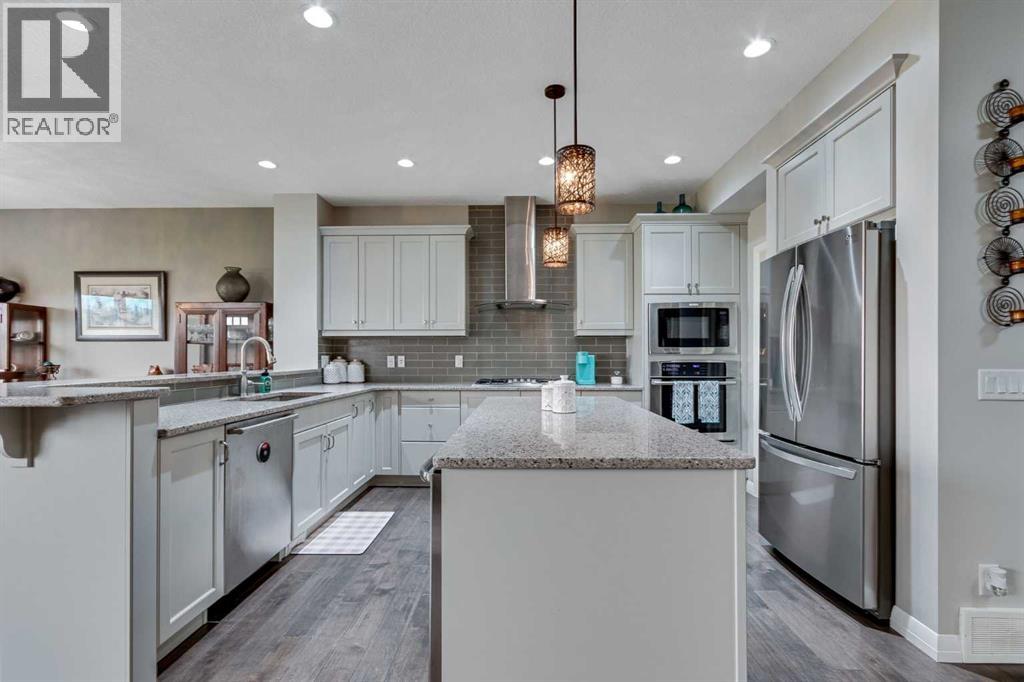 55 Sage Bluff Green NW, Calgary, Alberta  T2R 0X8 - Photo 4 - A2293713