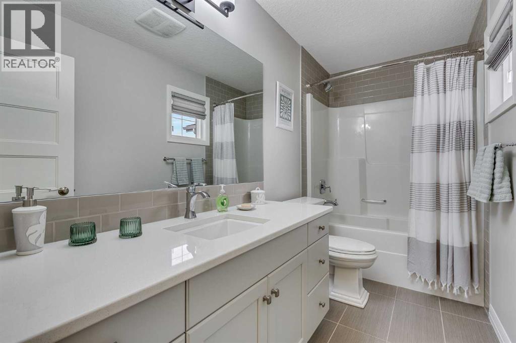 55 Sage Bluff Green NW, Calgary, Alberta  T2R 0X8 - Photo 24 - A2293713