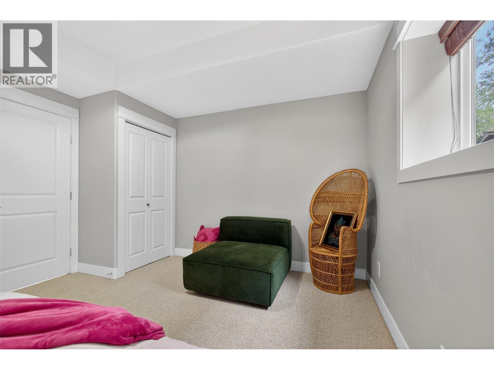 539 South Crest Drive, Kelowna, British Columbia  V1W 4W8 - Photo 42 - 10384342