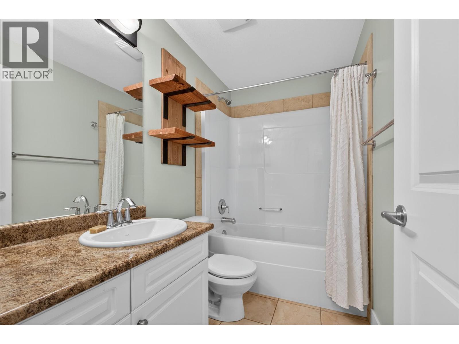 539 South Crest Drive, Kelowna, British Columbia  V1W 4W8 - Photo 40 - 10384342