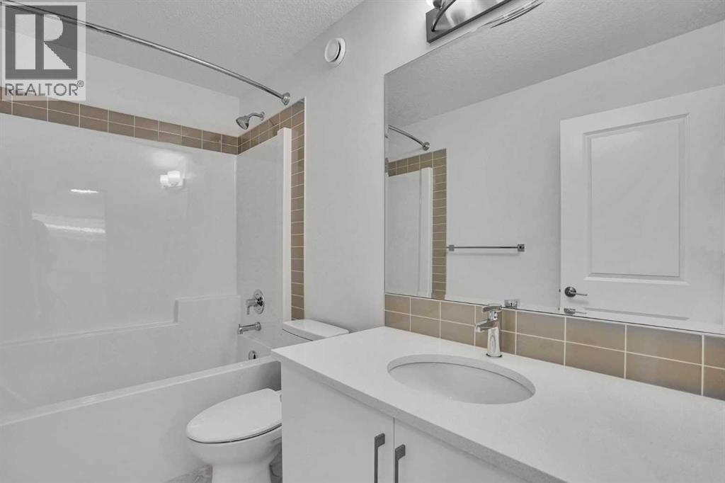 26 Amblehurst Path NW, Calgary, Alberta  T3P 1W8 - Photo 19 - A2297433