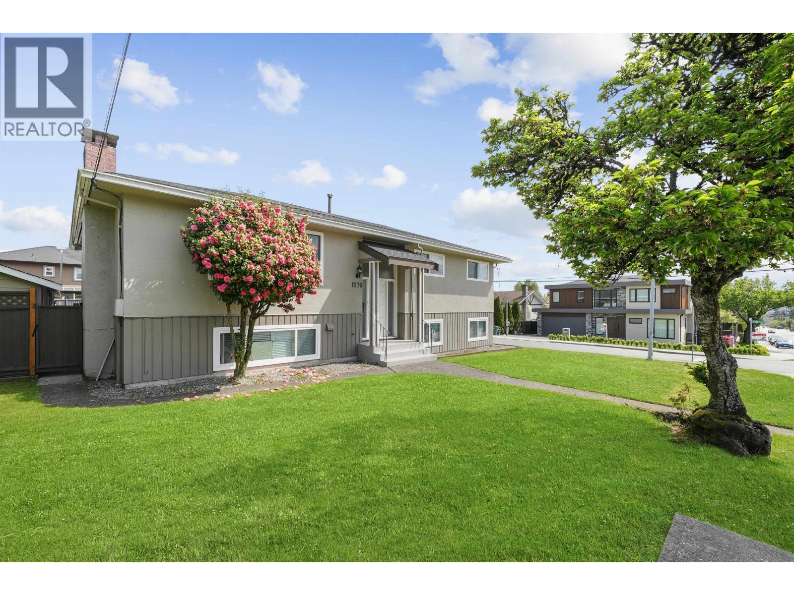 1570 SPERLING AVENUE, burnaby, British Columbia