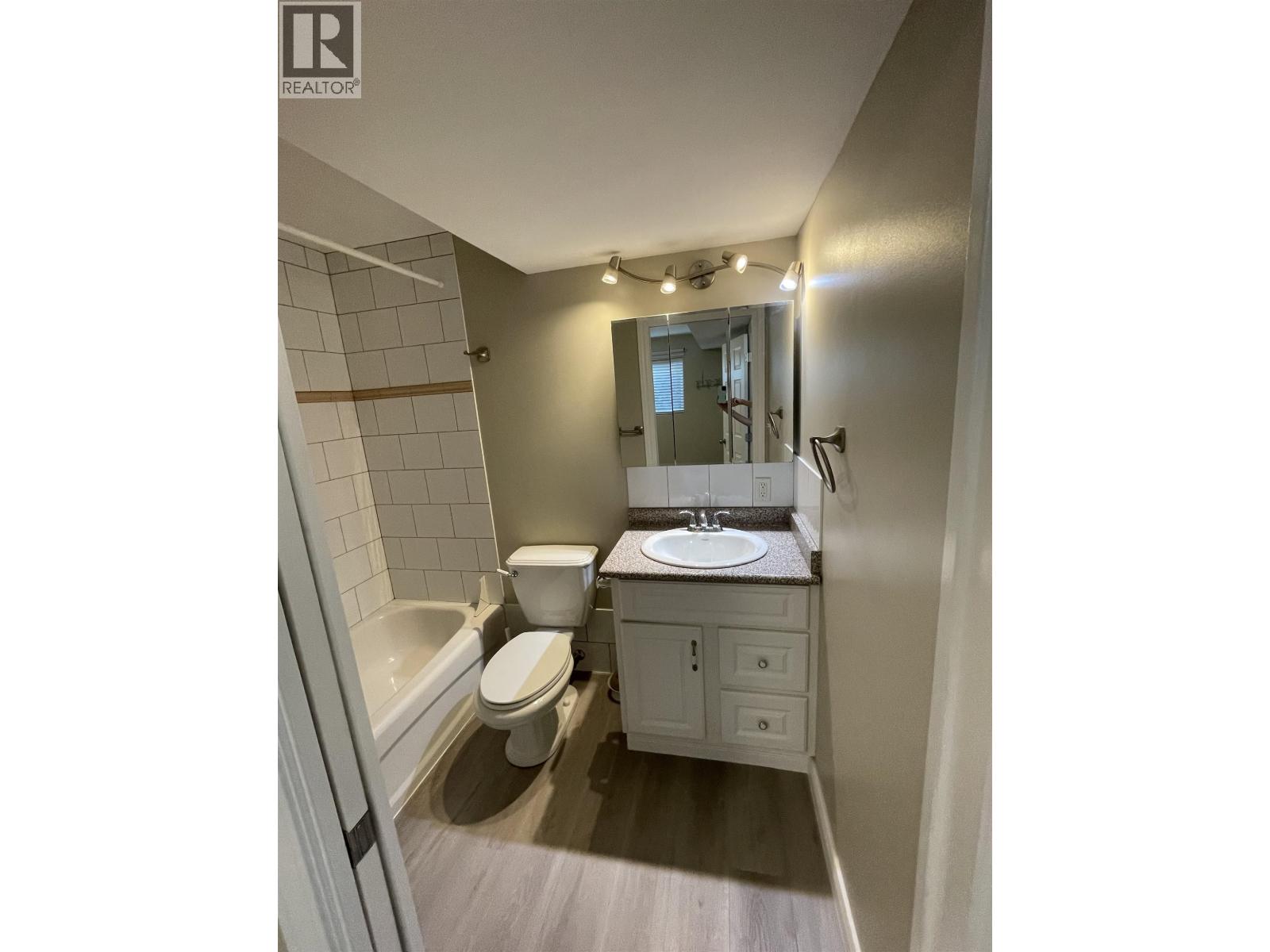 1570 Sperling Avenue, Burnaby, British Columbia  V5B 4J9 - Photo 26 - R3116592