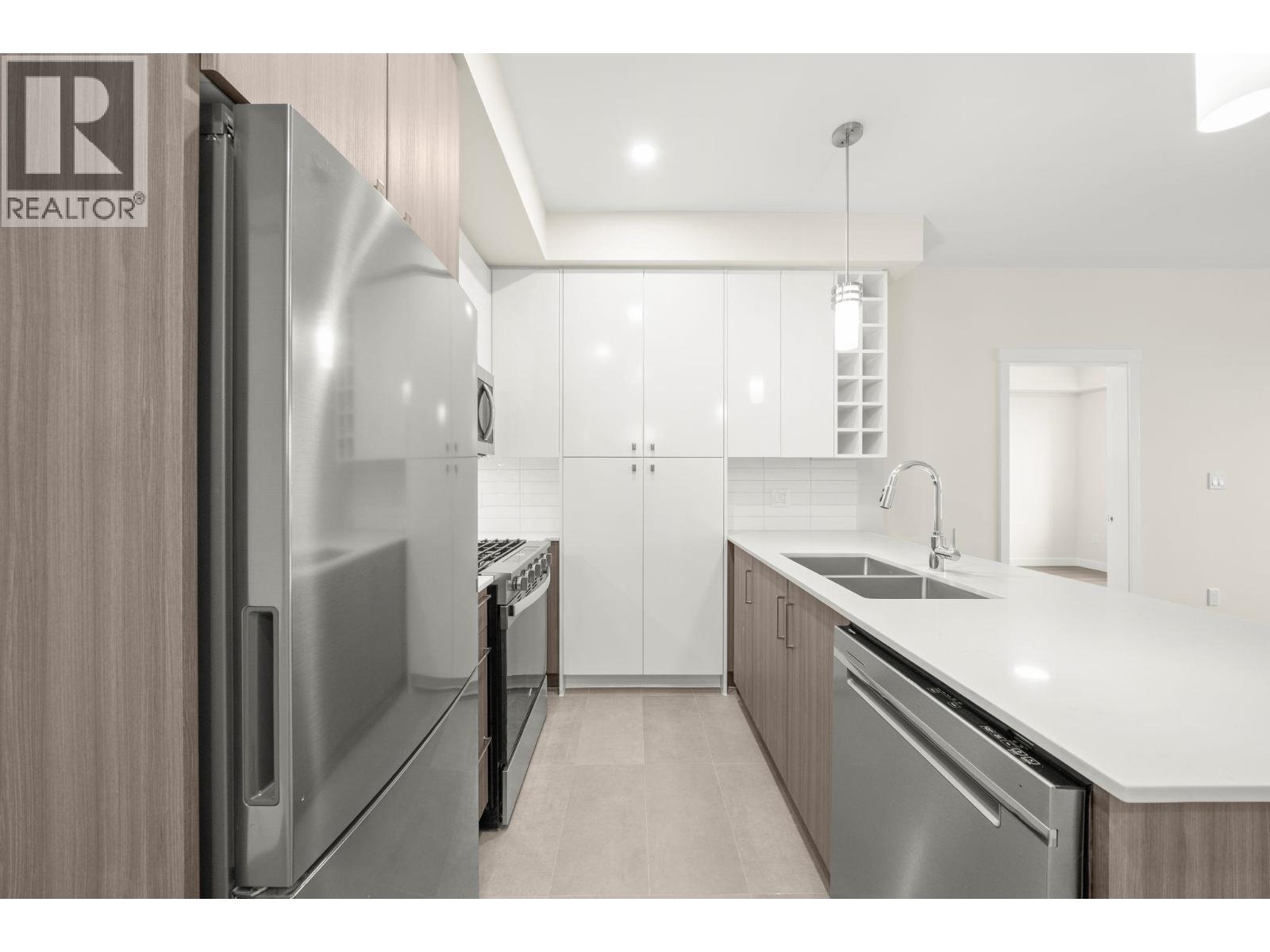 203 23222 Gilley Road, Richmond, British Columbia  V6V 0C8 - Photo 3 - R3116566