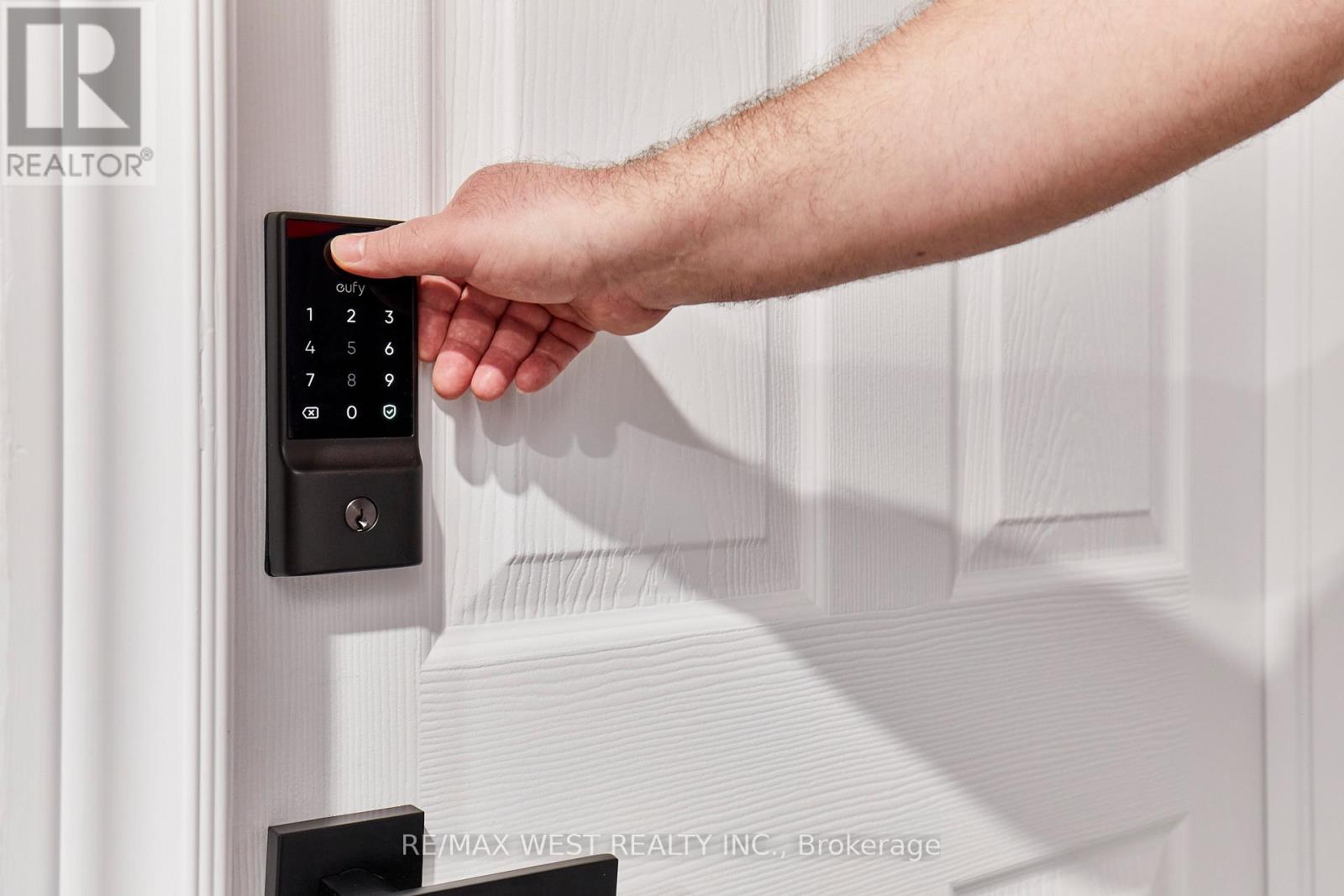 Bsmt - 67 Hobbs Drive, Clarington, Ontario  L1C 3M2 - Photo 3 - E13053896