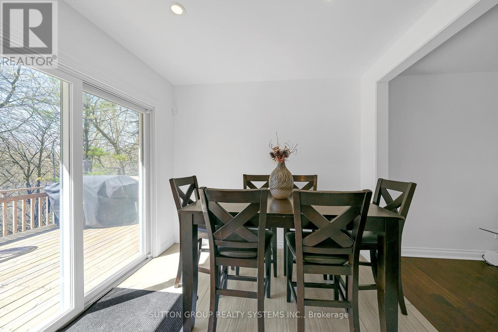 134 Sussex Street, Oshawa, Ontario  L1G 1V9 - Photo 11 - E13053984