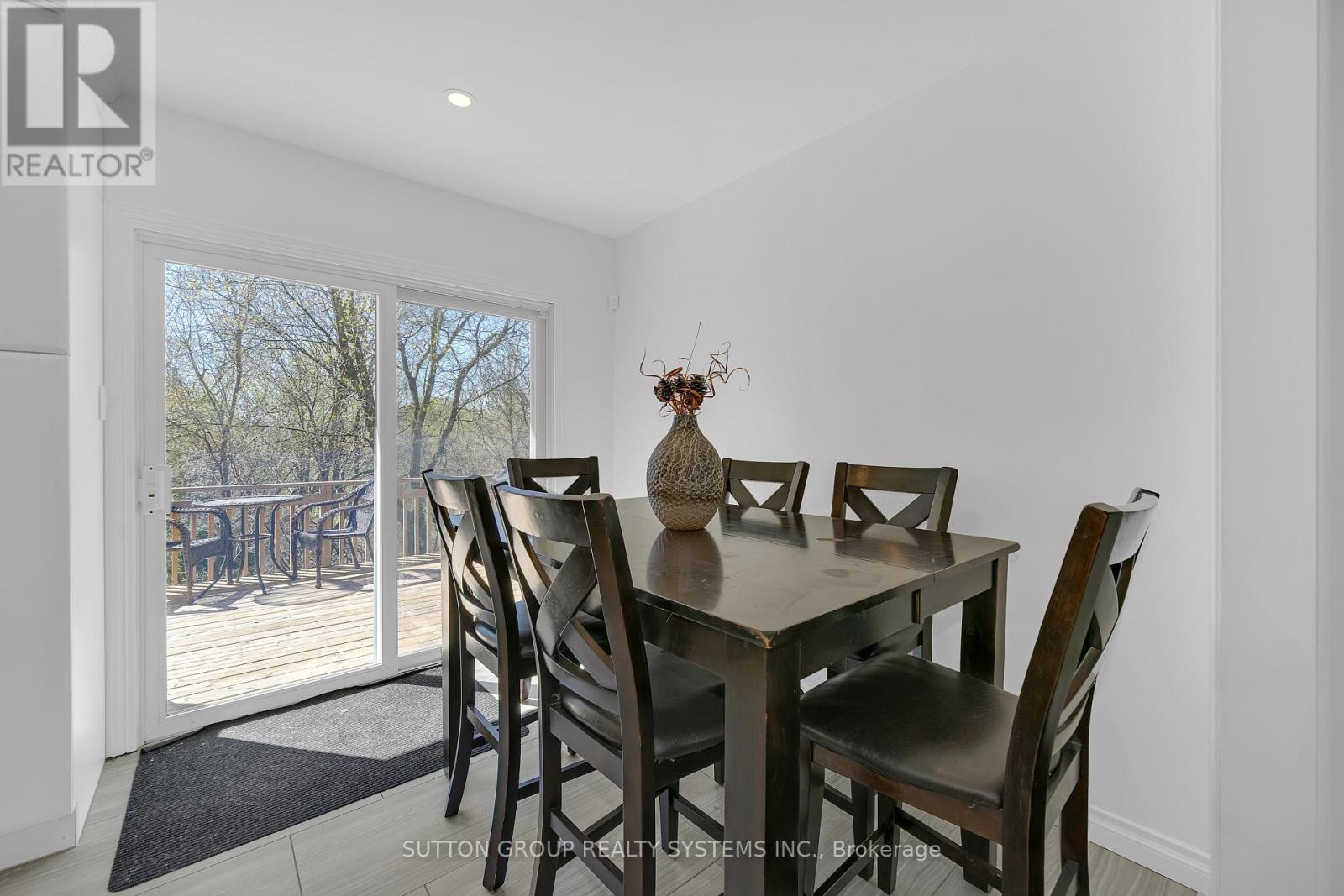 134 Sussex Street, Oshawa, Ontario  L1G 1V9 - Photo 12 - E13053984