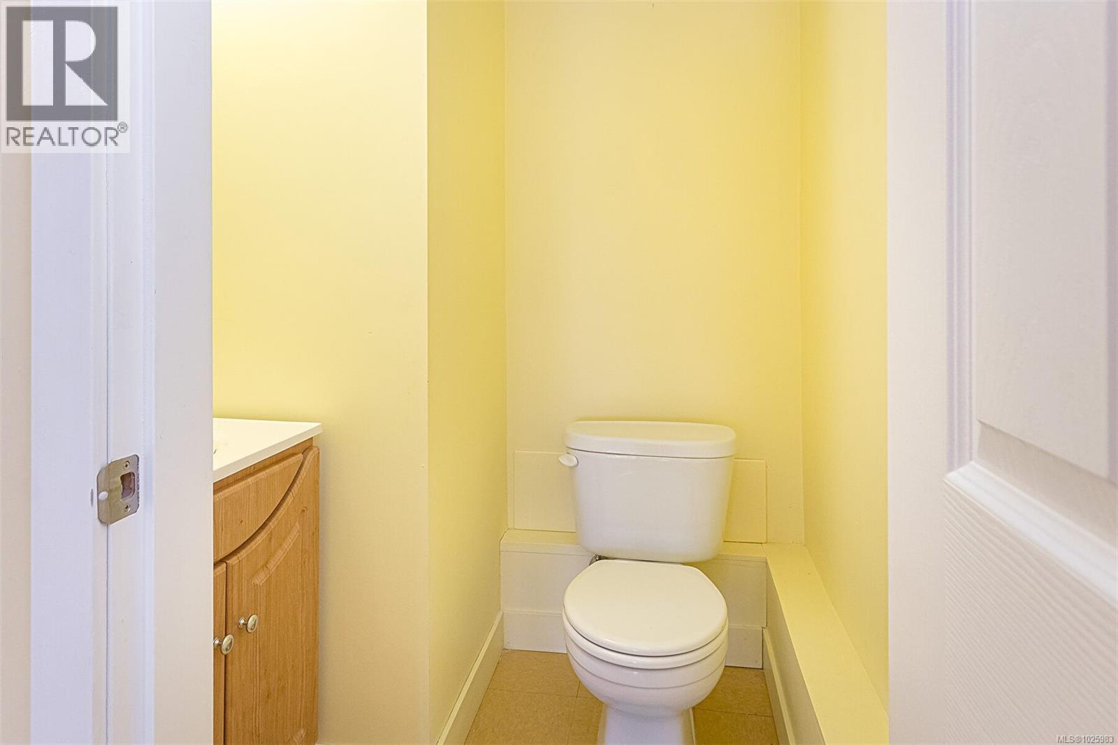 3711 Grange Rd, Saanich, British Columbia  V8Z 4S9 - Photo 46 - 1025983