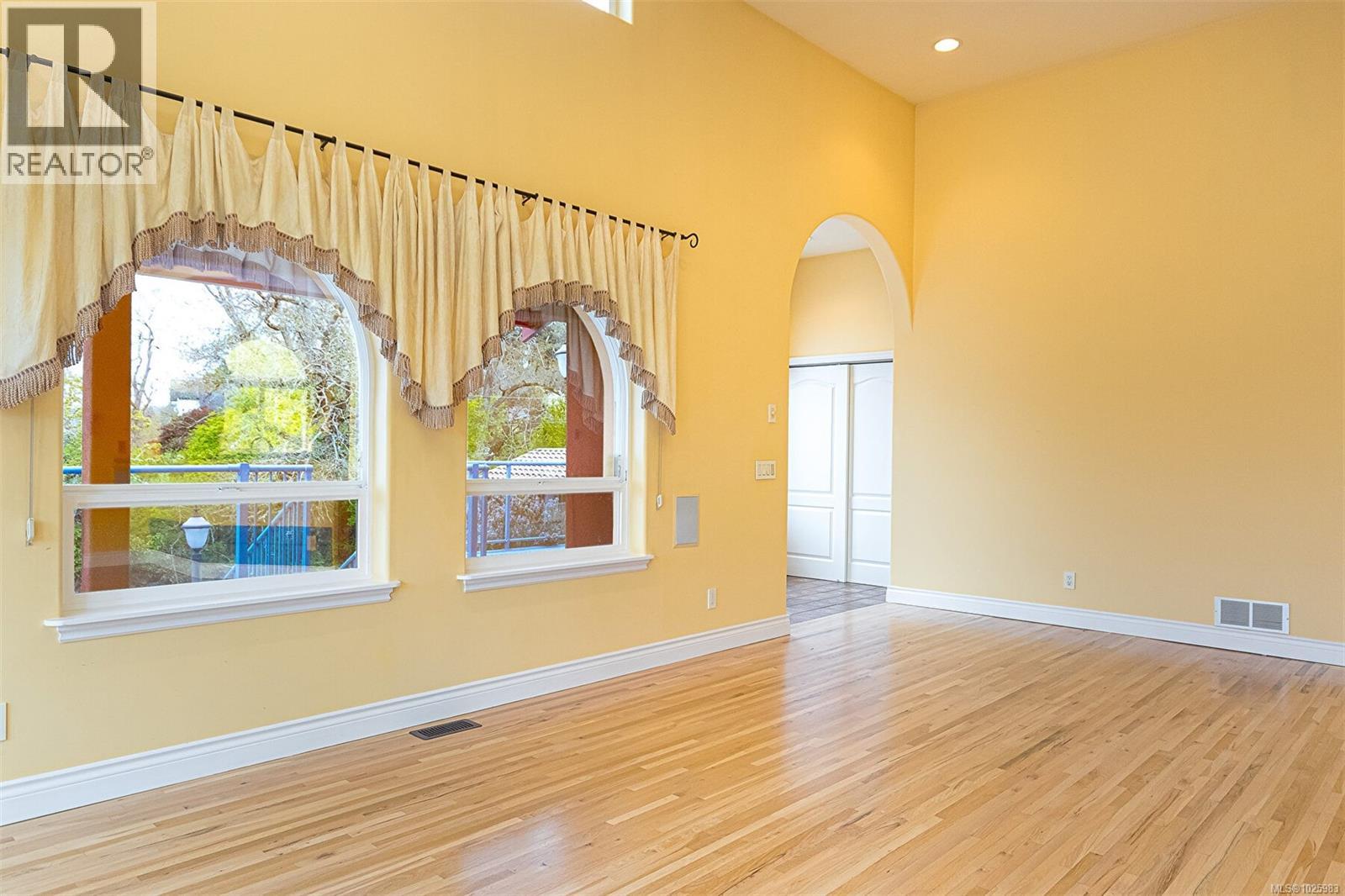 3711 Grange Rd, Saanich, British Columbia  V8Z 4S9 - Photo 18 - 1025983