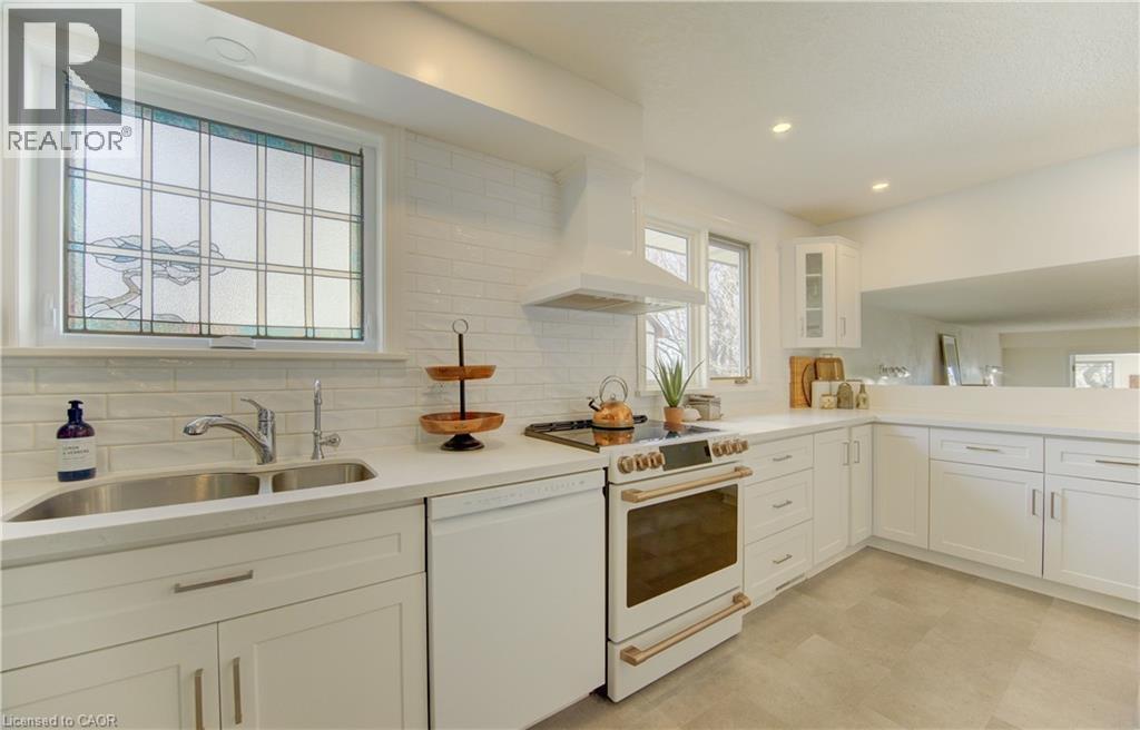 18 Ripley Crescent, Kitchener, Ontario  N2N 1V4 - Photo 9 - 40823600