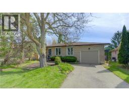 18 RIPLEY Crescent, Kitchener, Ontario