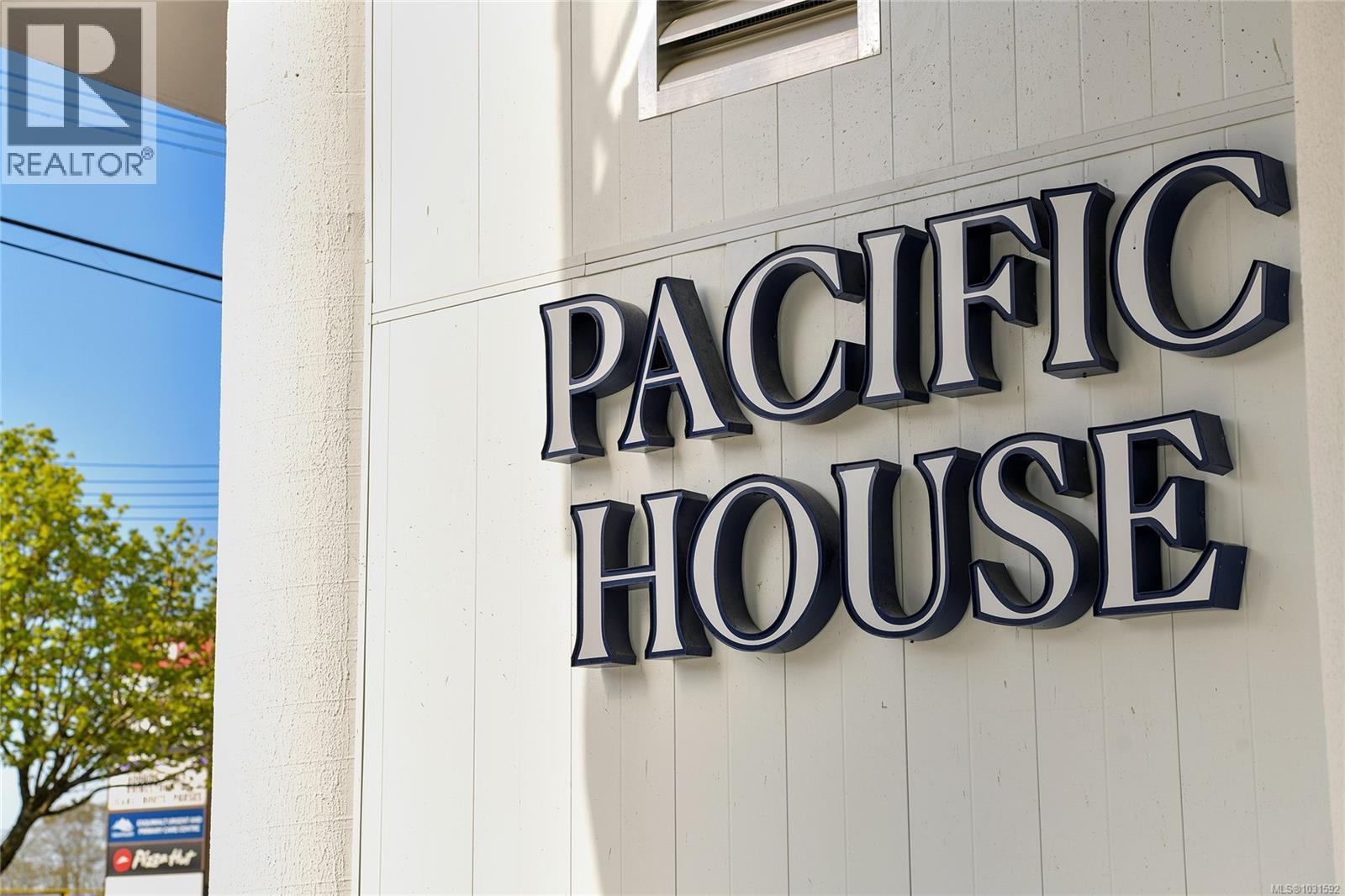 304 899 Esquimalt Ave, Esquimalt, British Columbia  V9A 3M5 - Photo 68 - 1031592