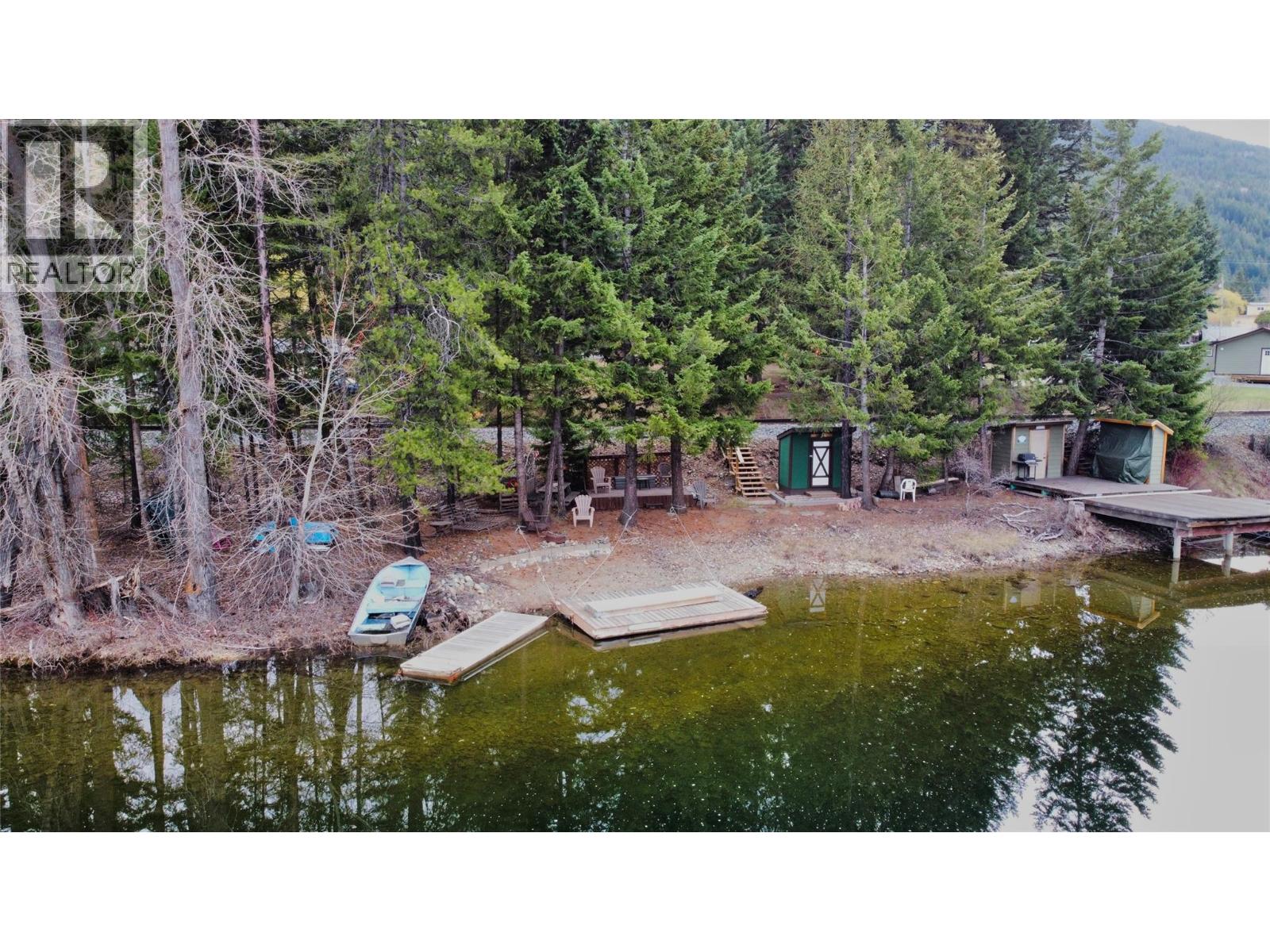 Victoria Street, Moyie, British Columbia  V0B 2A0 - Photo 9 - 10385050