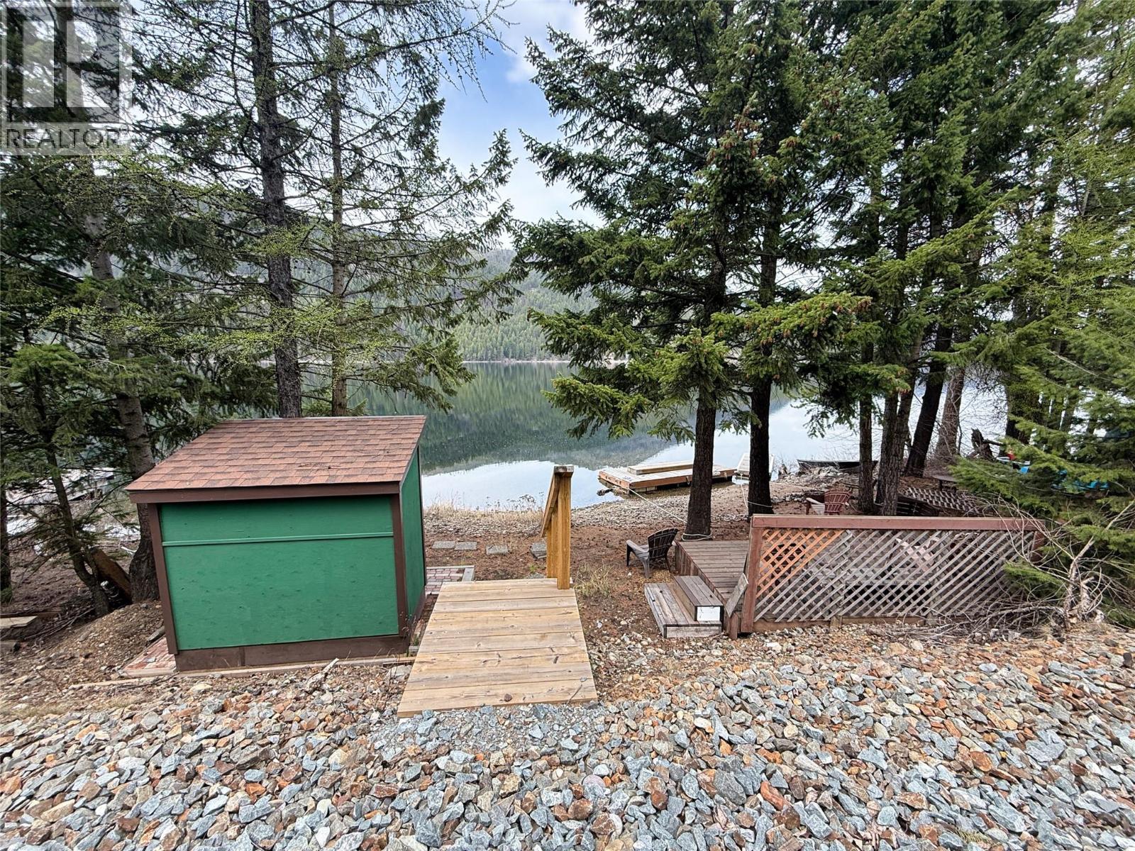 Victoria Street, Moyie, British Columbia  V0B 2A0 - Photo 16 - 10385050