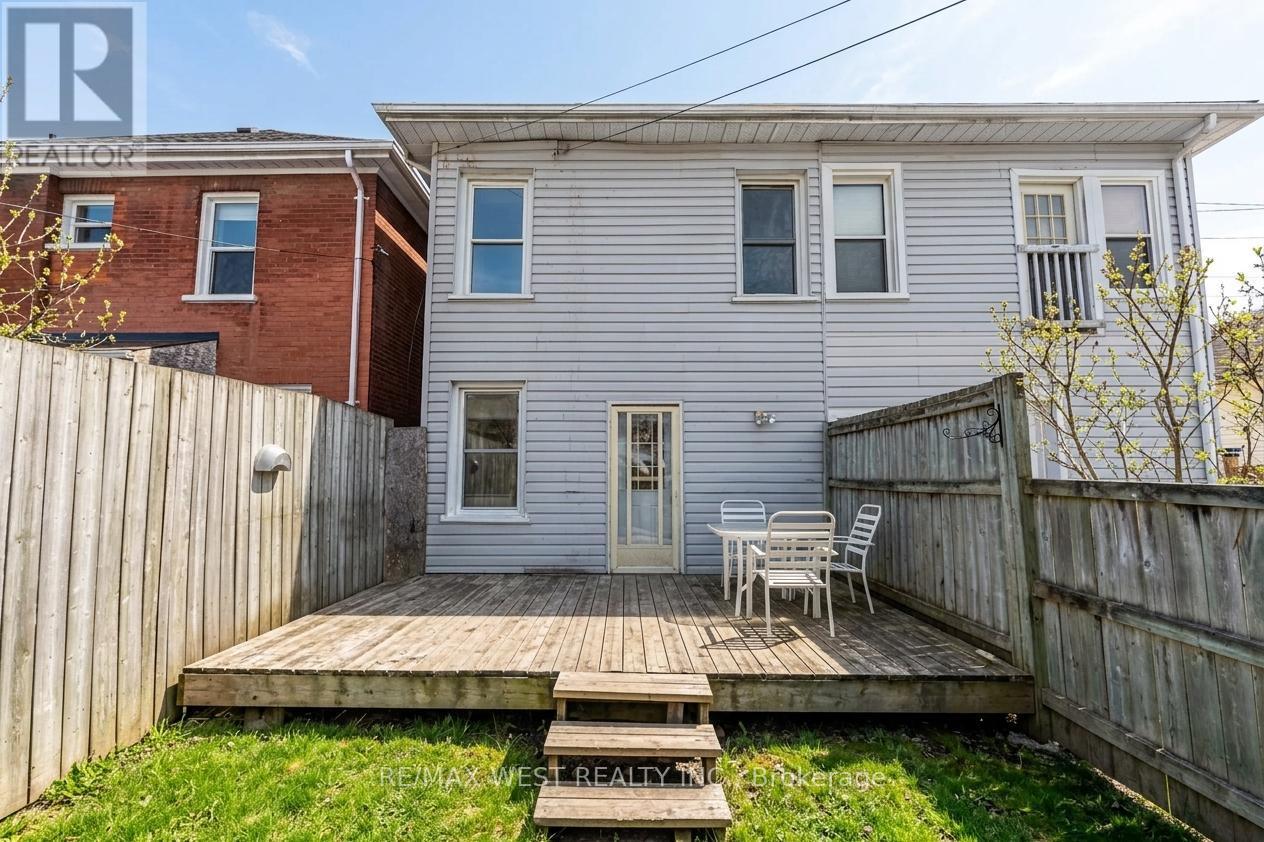 266 Wolfe Street, Peterborough, Ontario  K9J 2L3 - Photo 6 - X12731054