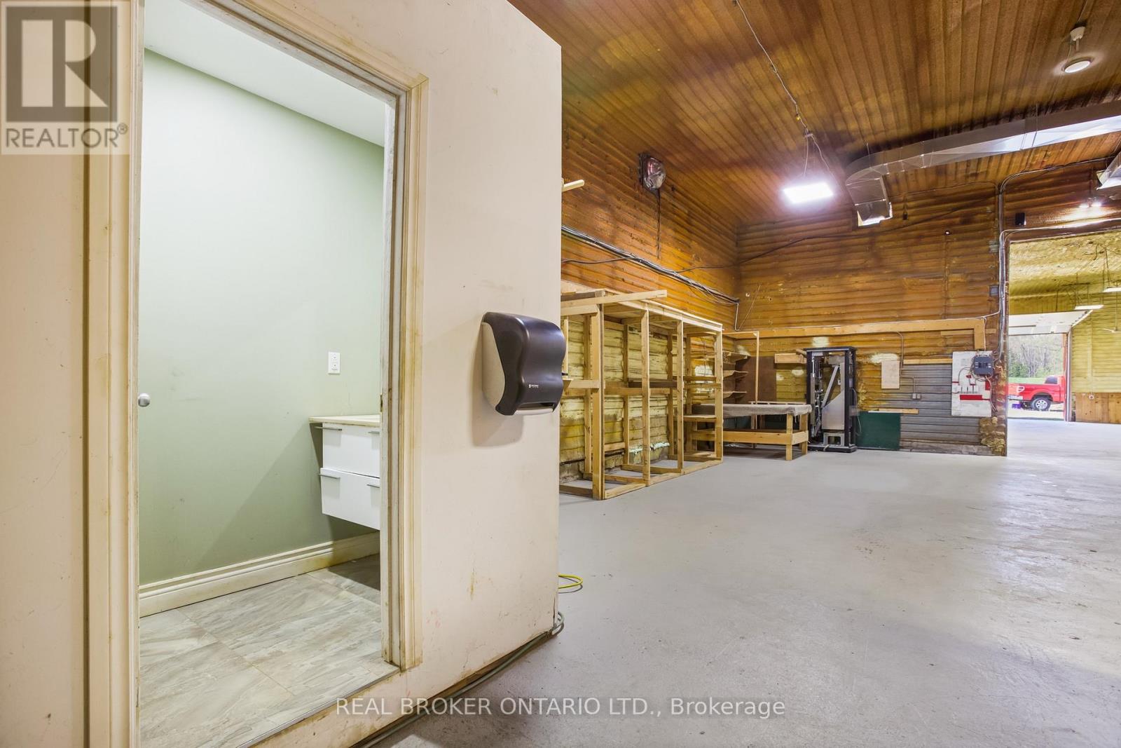 Barn - 1153 Canal Road, Bradford West Gwillimbury (Bradford), Ontario  L3Z 4E2 - Photo 28 - N13054014