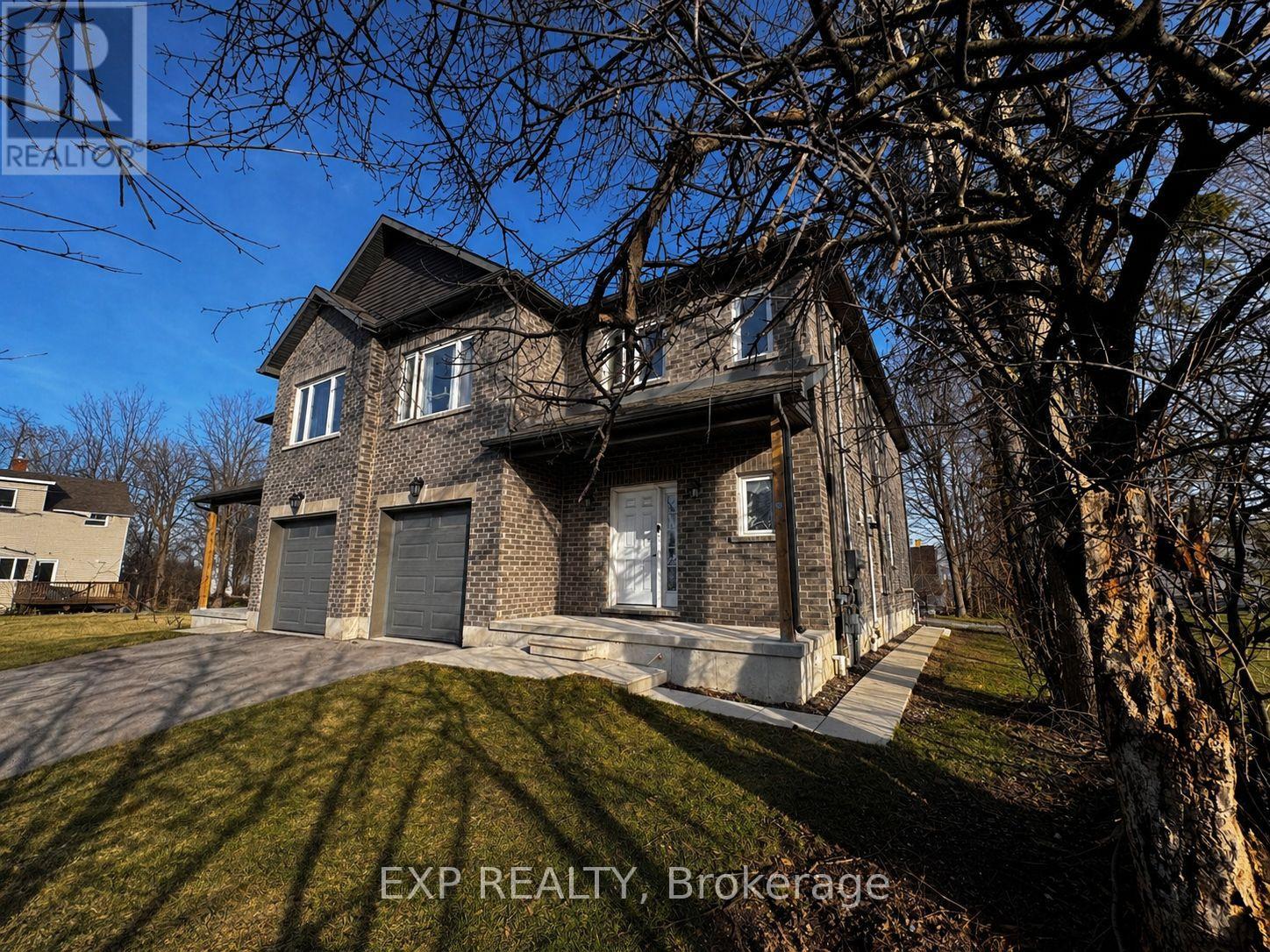 B - 127 Henry Street, Barrie, Ontario  L4N 1E2 - Photo 2 - S13053952