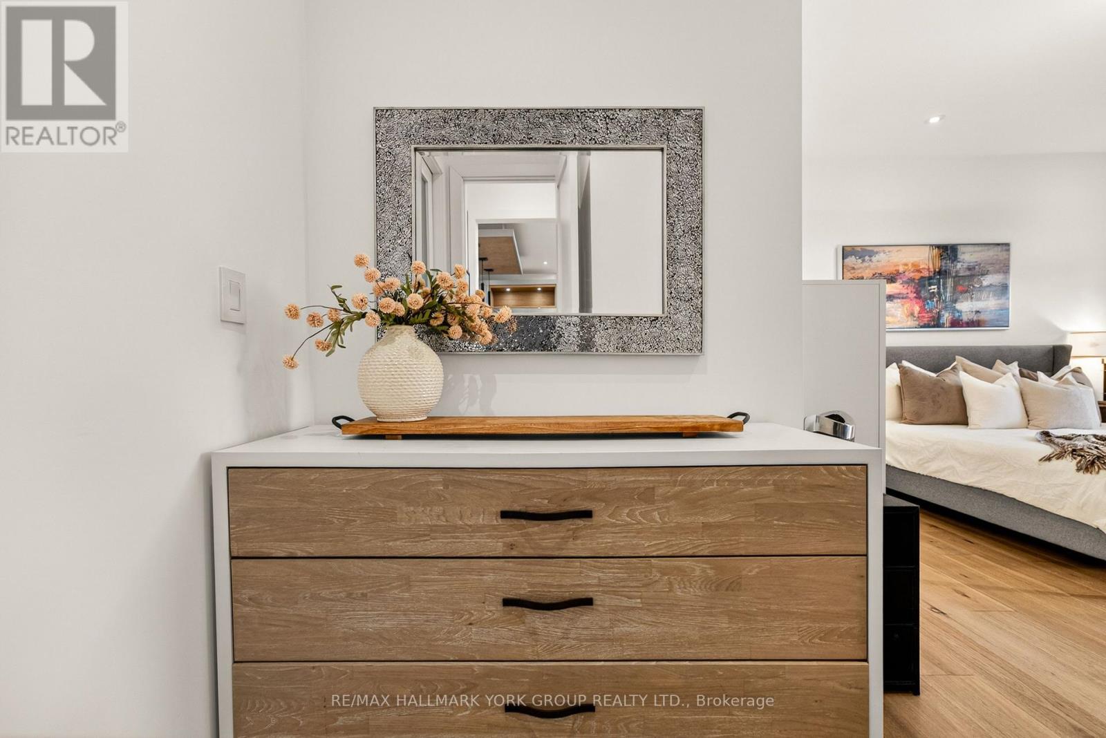 404 Cox Mill Road, Barrie (South Shore), Ontario  L4N 3W9 - Photo 22 - S13053964