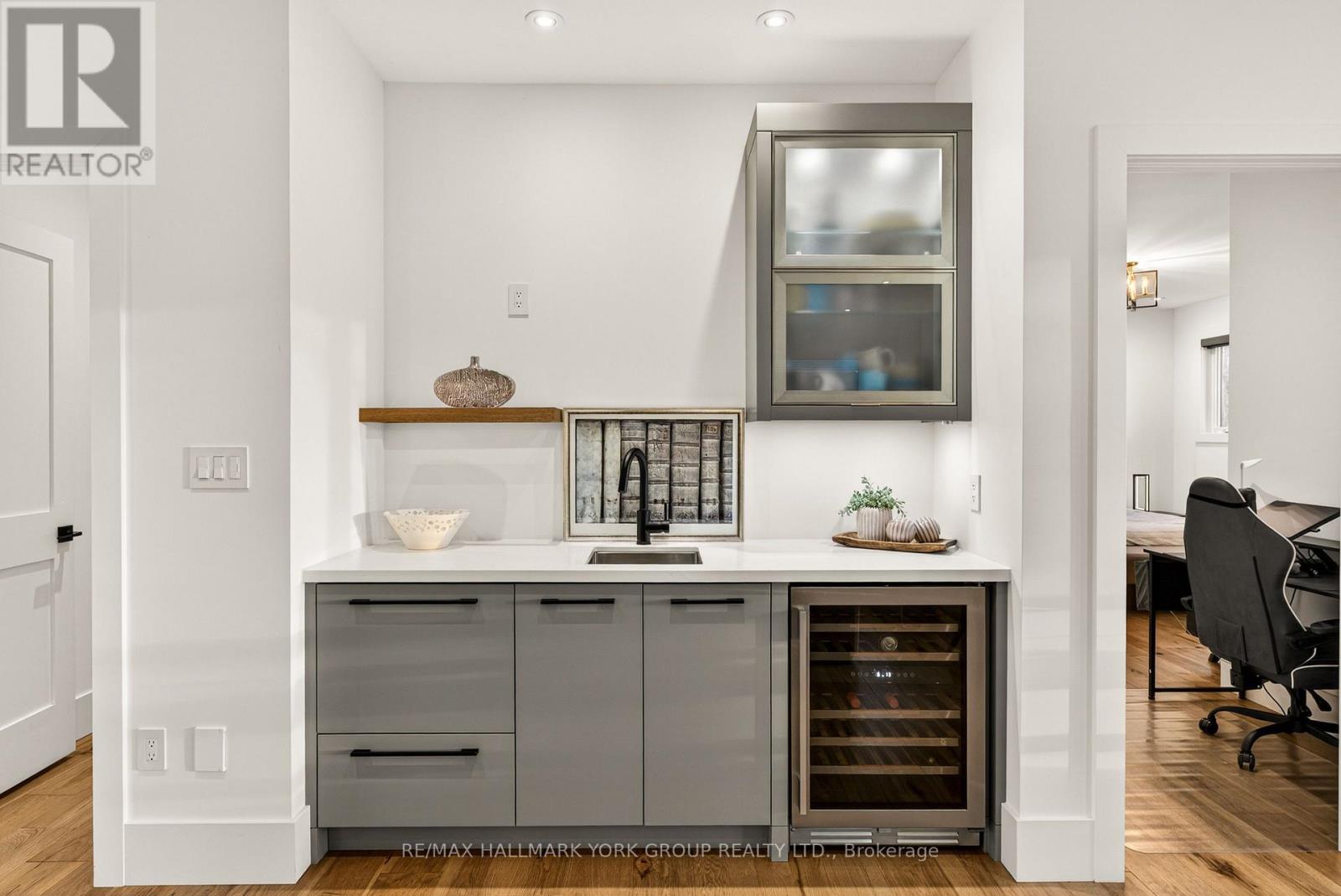 404 Cox Mill Road, Barrie (South Shore), Ontario  L4N 3W9 - Photo 32 - S13053964