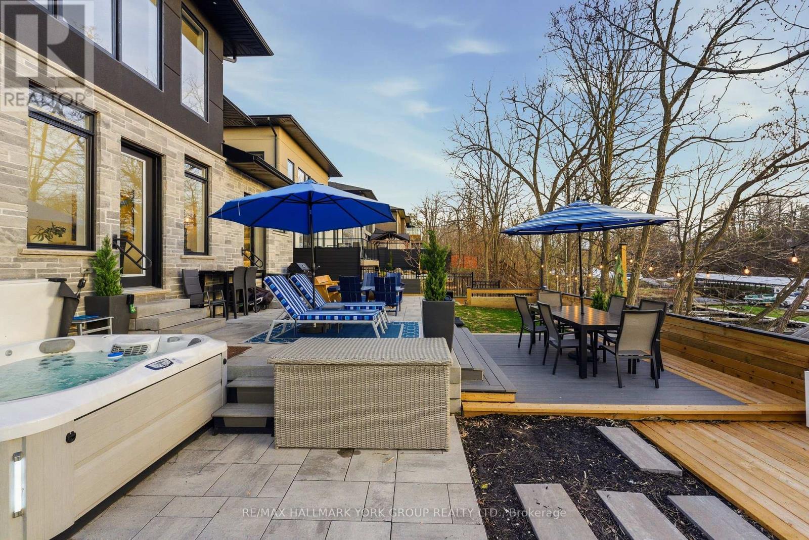 404 Cox Mill Road, Barrie (South Shore), Ontario  L4N 3W9 - Photo 47 - S13053964