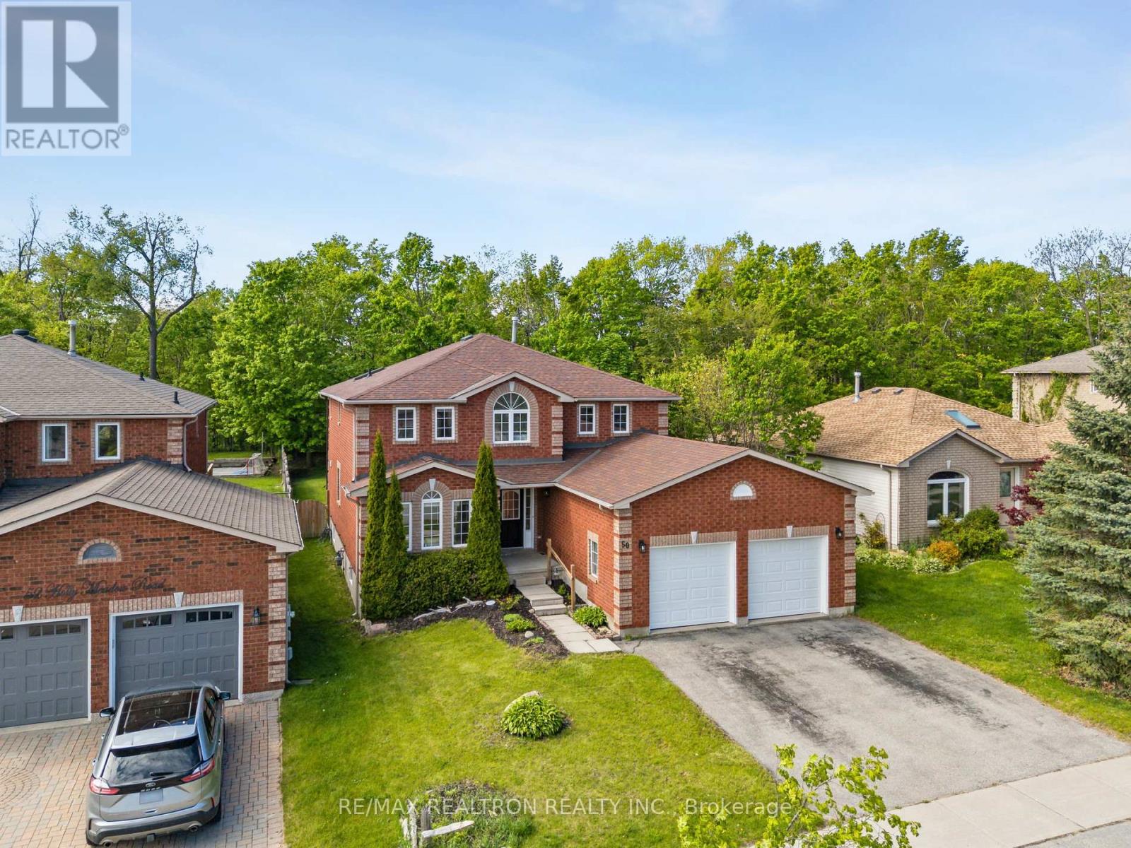 50 Holly Meadow Road, Barrie, Ontario  L4N 0E3 - Photo 6 - S13053966