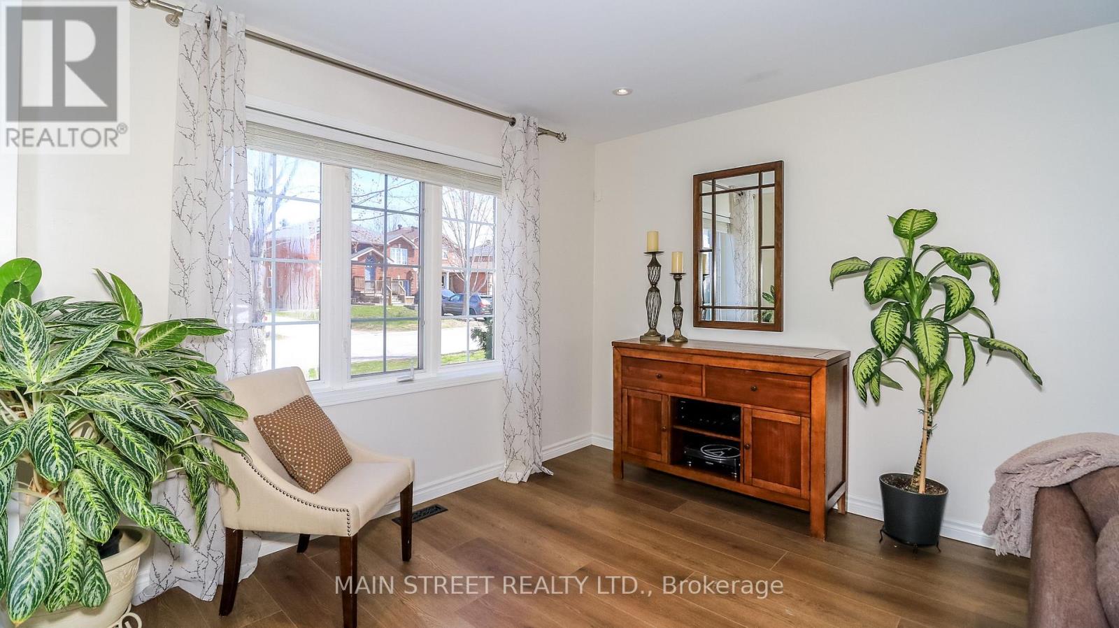 89 Silver Maple Crescent, Barrie, Ontario  L4N 0E5 - Photo 17 - S13053988