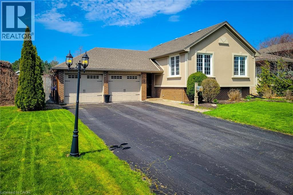 55 Spring Garden Boulevard, St. Catharines, Ontario  L2N 3R2 - Photo 3 - 40825039