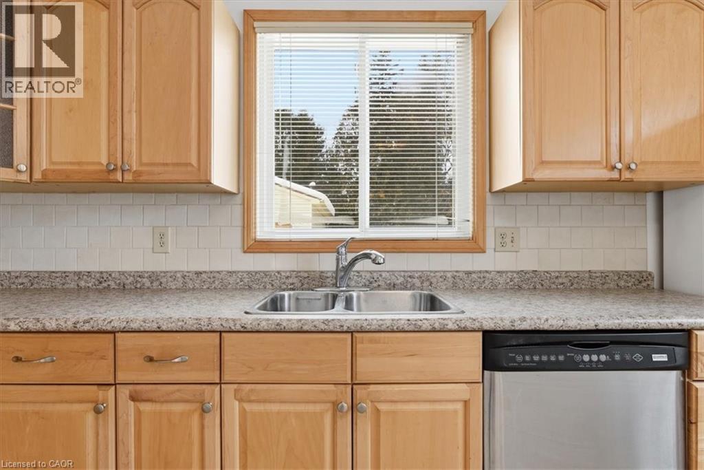 26 Chestnut Street, Fonthill, Ontario  L3E 0K3 - Photo 20 - 40825028