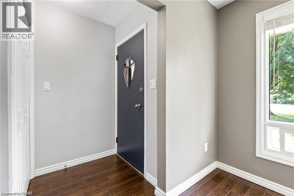 1398 Doon Village Road Unit# Upper, Kitchener, Ontario  N2P 1A5 - Photo 3 - 40824985