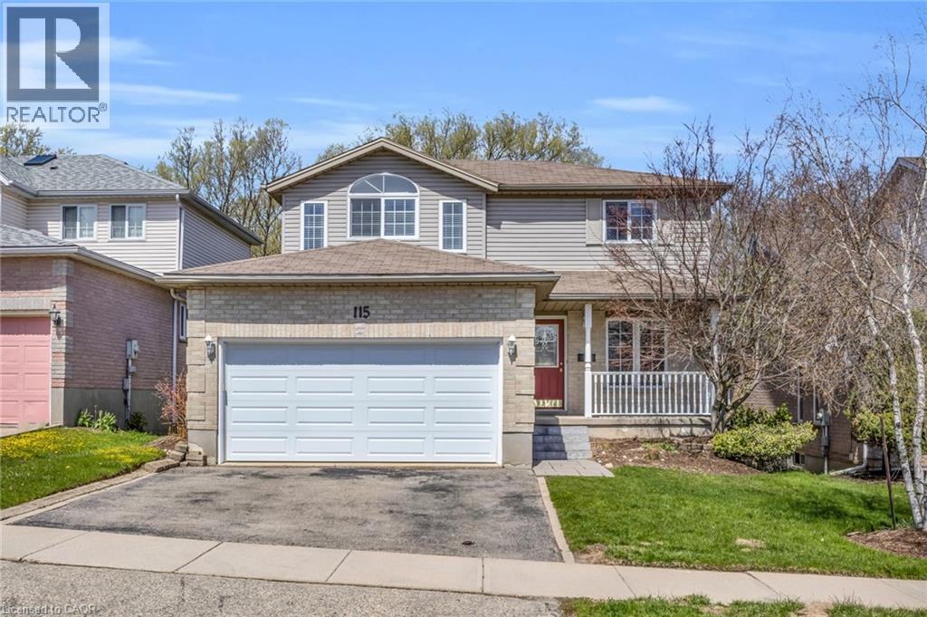 115 DAIMLER Drive, Kitchener, Ontario