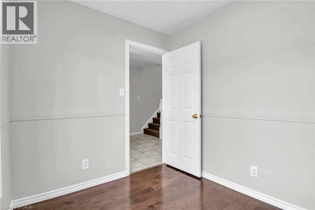 115 Daimler Drive, Kitchener, Ontario  N2A 4C2 - Photo 6 - 40824970