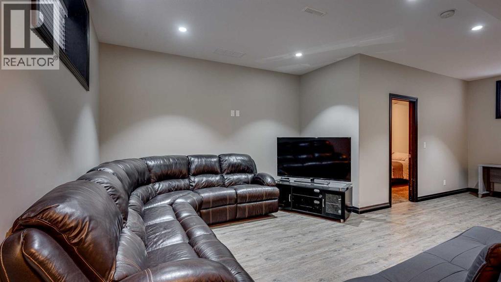 240 Van Slyke Way, Red Deer, Alberta  T4R 0N9 - Photo 34 - A2304630