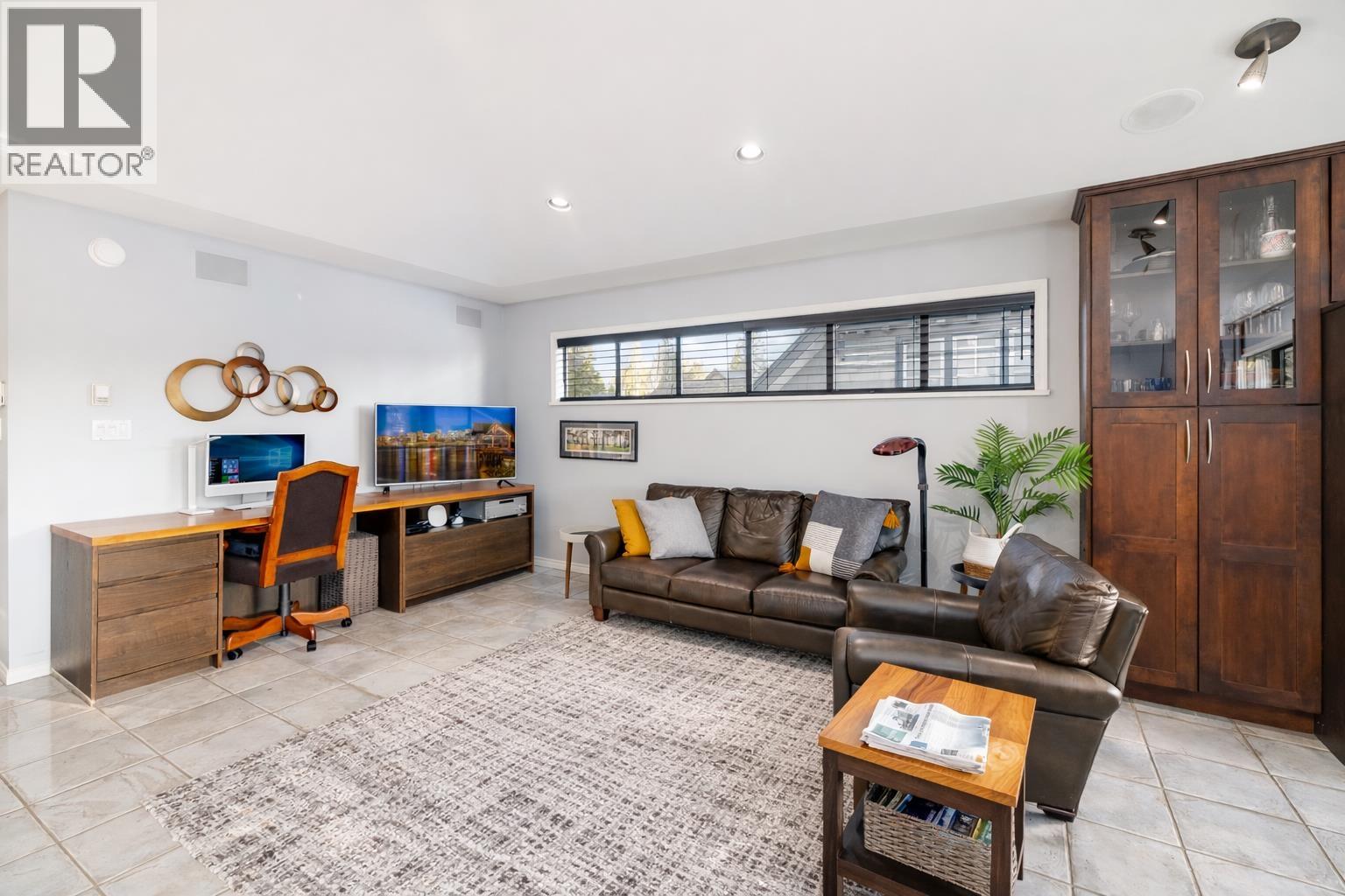 4198 Sunset Boulevard, North Vancouver, British Columbia  V7R 3Y9 - Photo 25 - R3108695