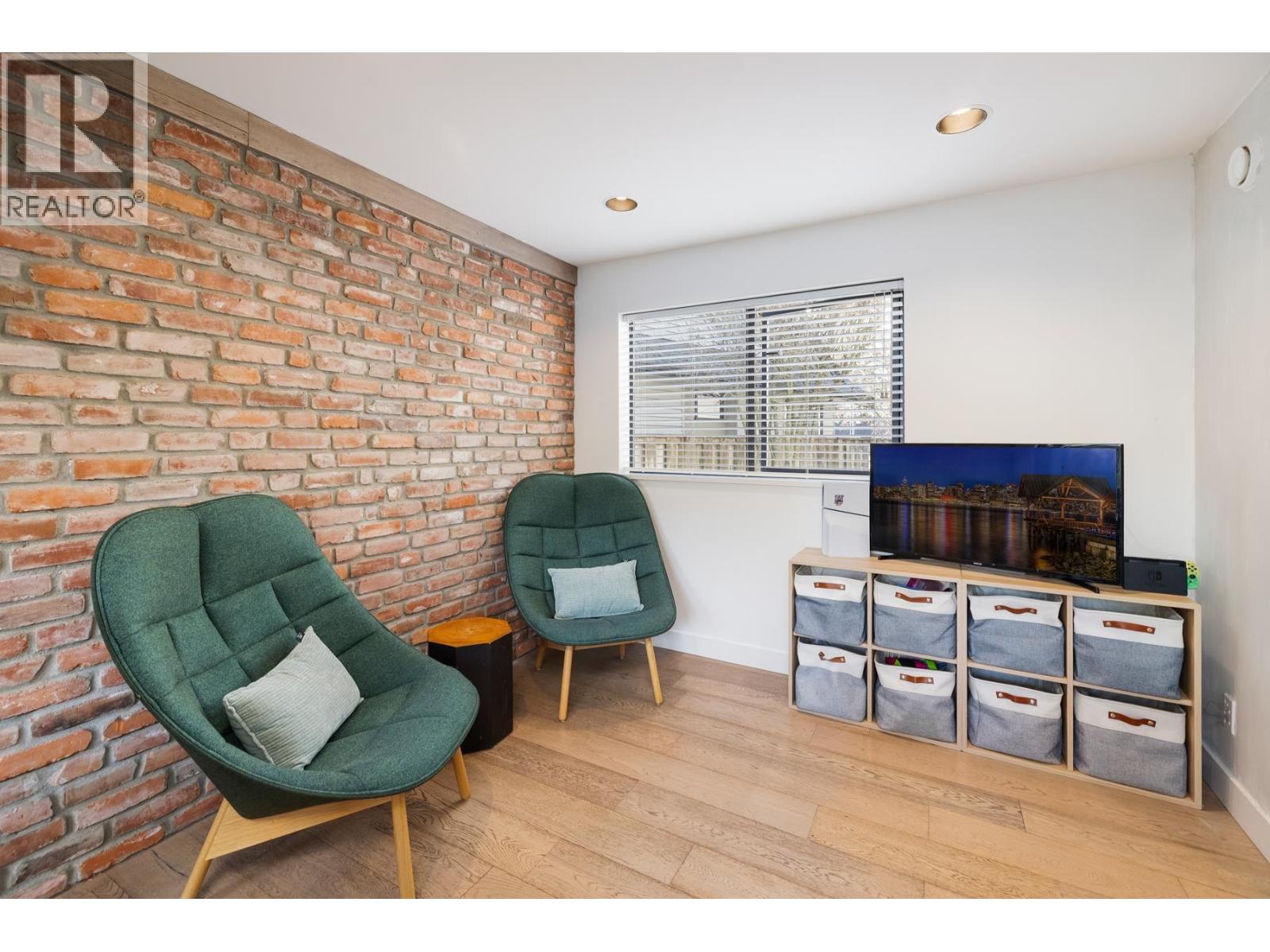 4198 Sunset Boulevard, North Vancouver, British Columbia  V7R 3Y9 - Photo 17 - R3108695