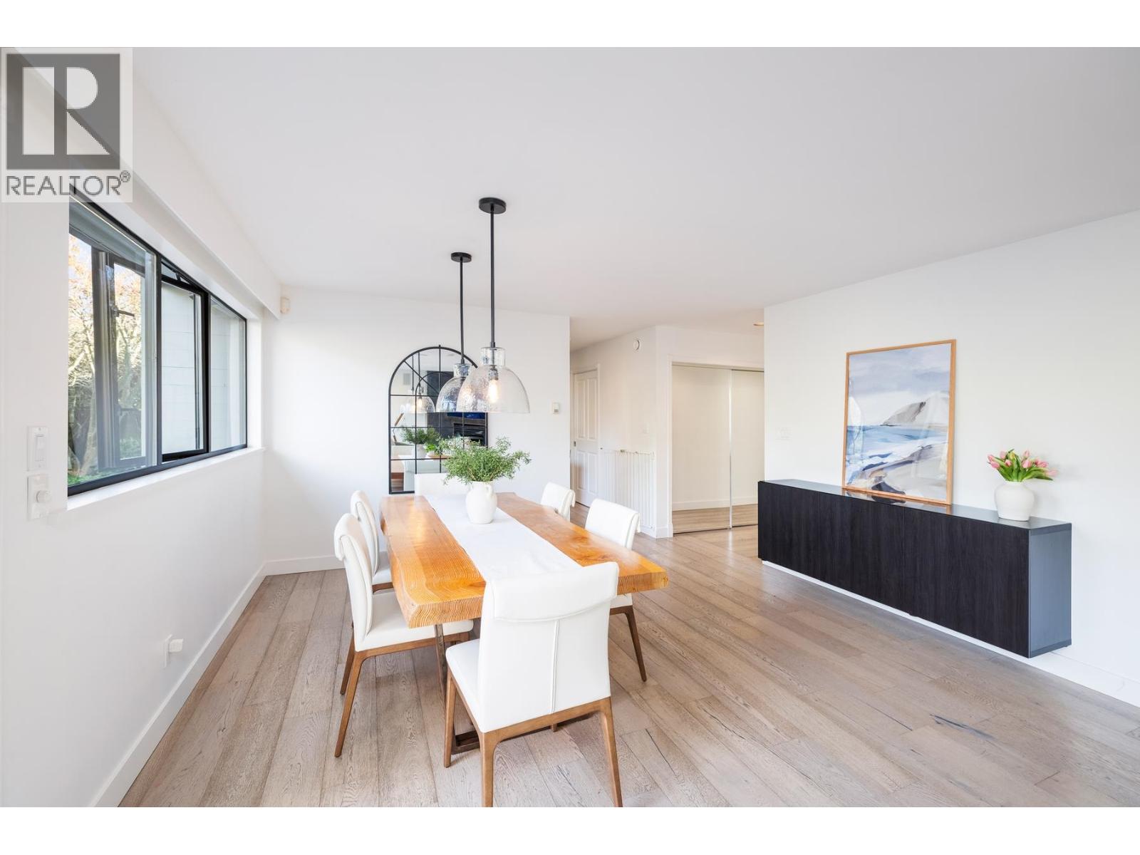 4198 Sunset Boulevard, North Vancouver, British Columbia  V7R 3Y9 - Photo 11 - R3108695