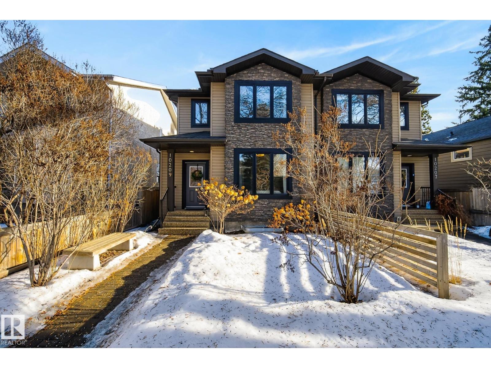 10209 90 ST NW, edmonton, Alberta