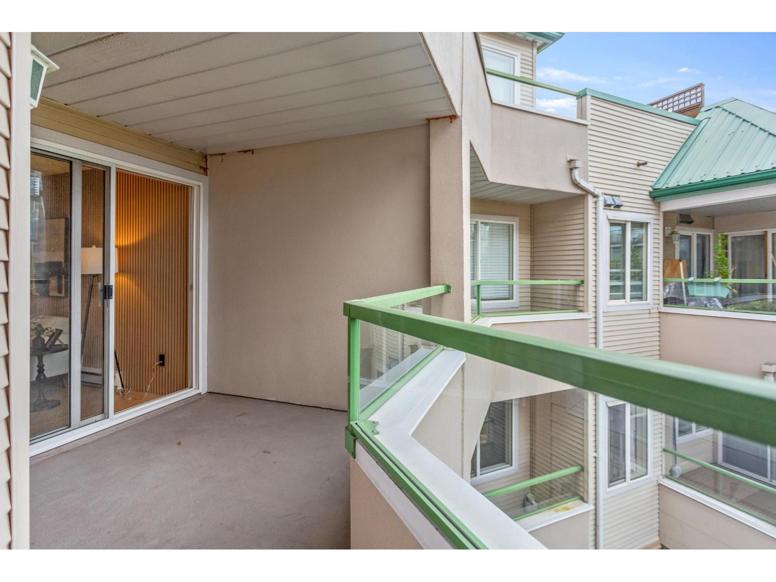 307 10128 132 Street, Surrey, British Columbia  V3T 3T5 - Photo 8 - R3114587