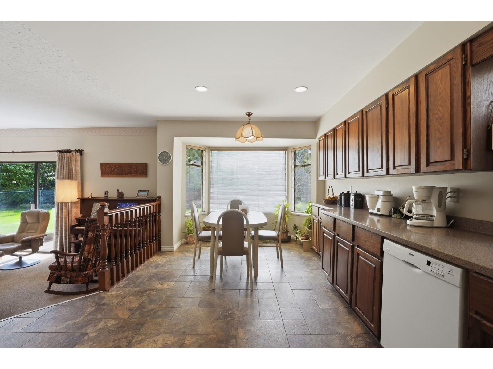 20660 46a Ave Avenue, Langley, British Columbia  V3A 3J9 - Photo 12 - R3116692