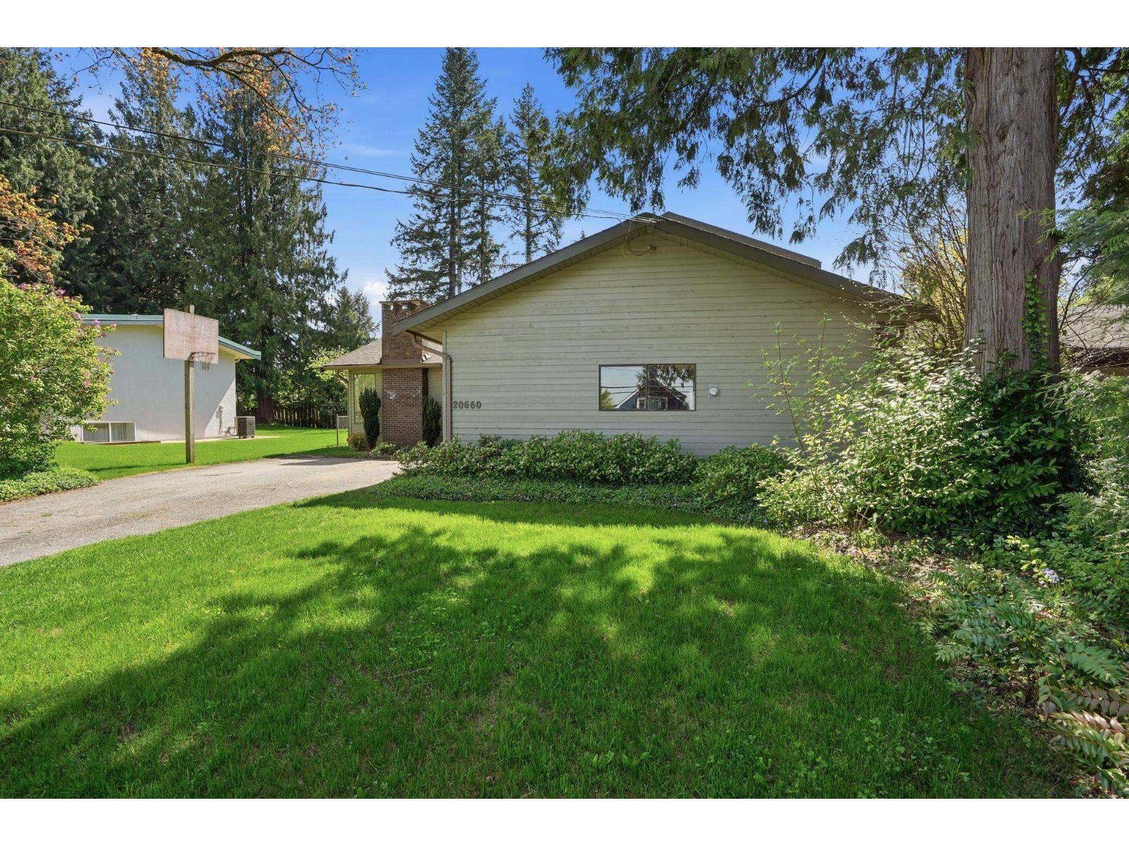 20660 46a Ave Avenue, Langley, British Columbia  V3A 3J9 - Photo 2 - R3116692