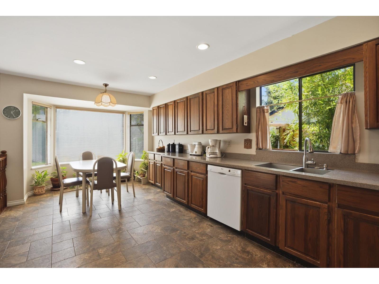 20660 46a Ave Avenue, Langley, British Columbia  V3A 3J9 - Photo 11 - R3116692