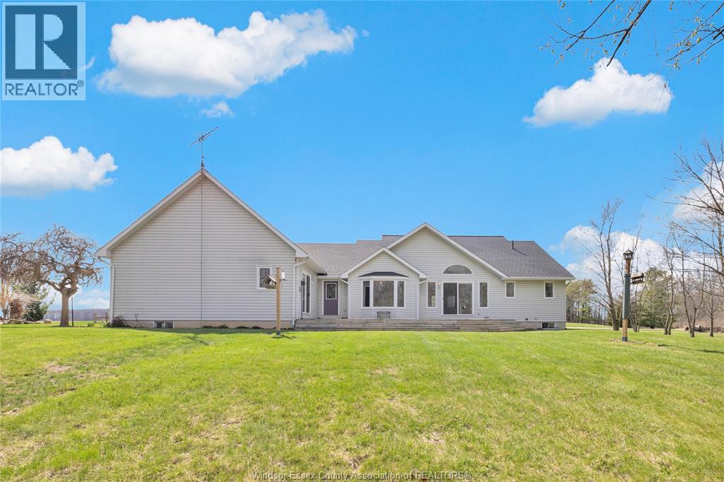 1201 Gesto Sideroad, Essex, Ontario  N8M 2X6 - Photo 34 - 26009446