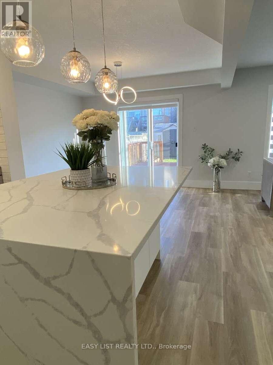 125 Steepleridge Street, Kitchener, Ontario  N2P 2W2 - Photo 15 - X13053982